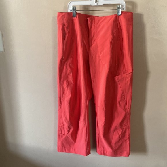 Nike Coral‎ Cropped pants - Picture 1 of 4